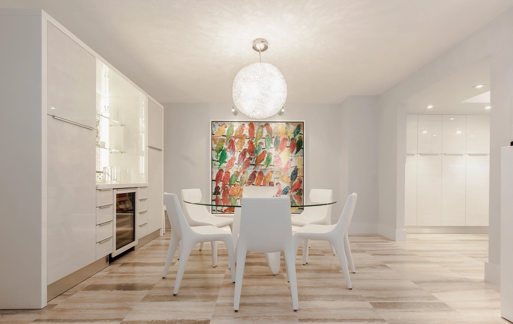 MODERN BAL HARBOR APARTMENT DINING ROOM