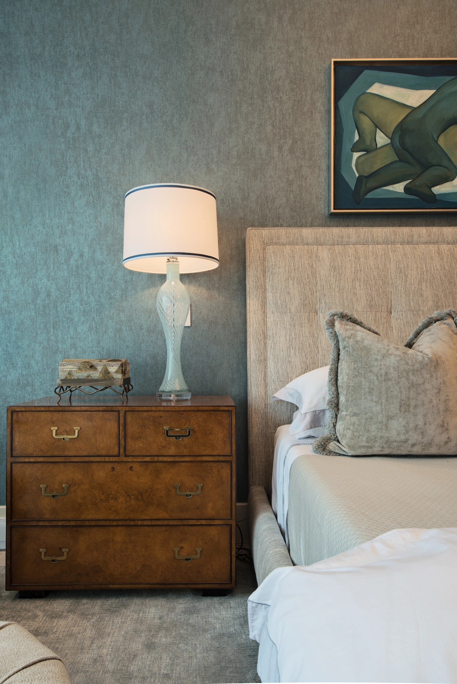 City Pied-á-Terre PRIME BEDROOM DETAIL